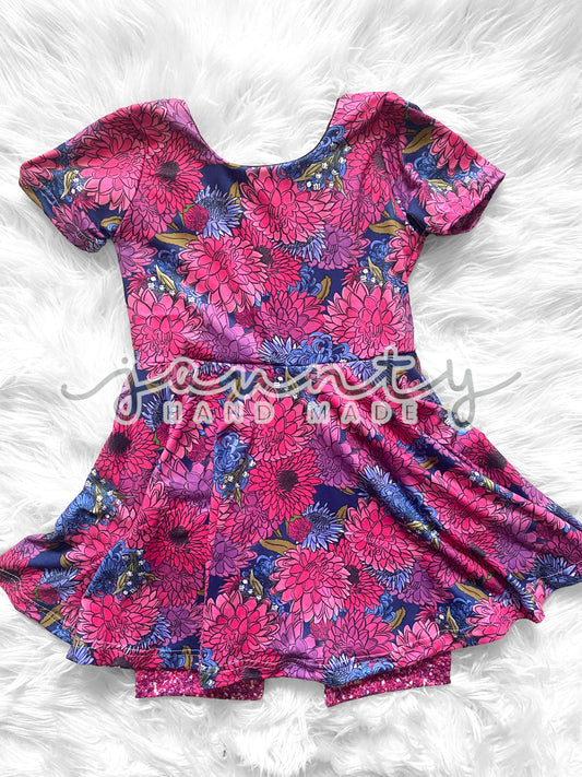 6T magenta floral cartwheel RTS